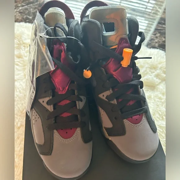 Jordan Retro 6 “Bordeaux”